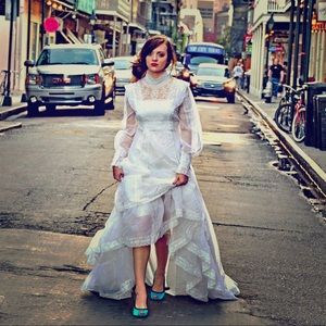Gorgeous White Antique Vintage Wedding Dress